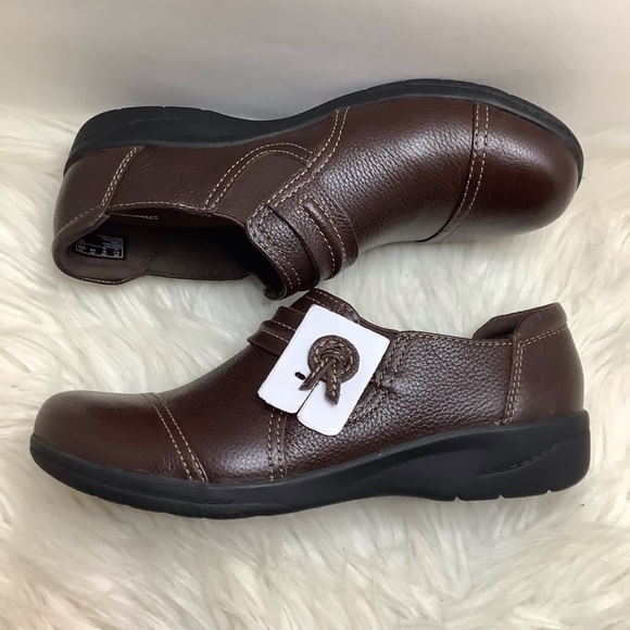 Clarks Cheyn Leather Cloudsteppers Slip On Moccasins - Picture 8 of 8